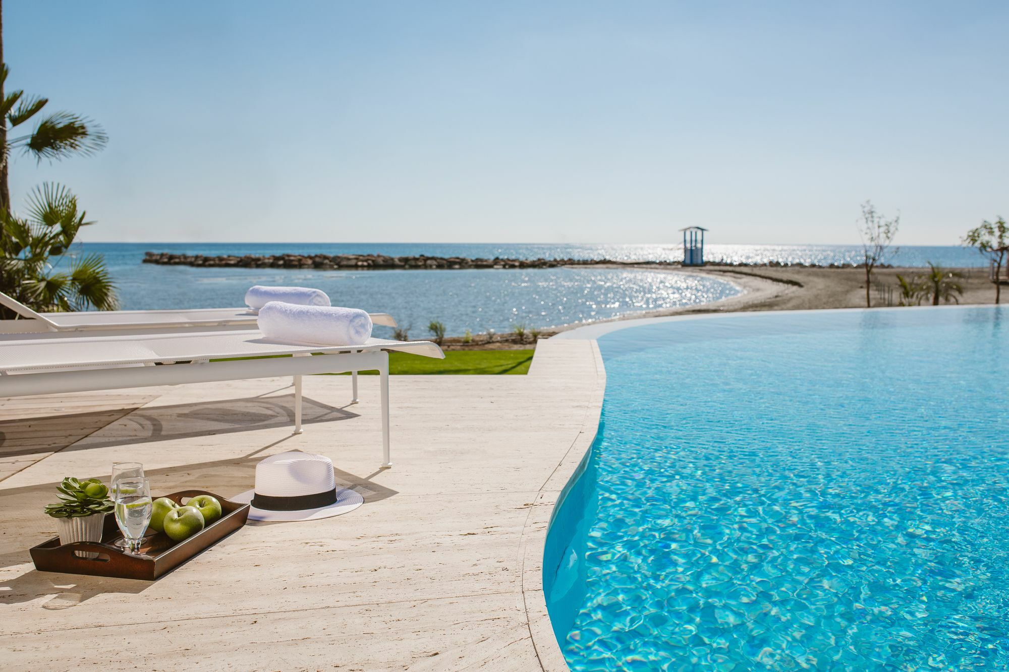 Lebay Beach Hotel Larnaca Ngoại thất bức ảnh